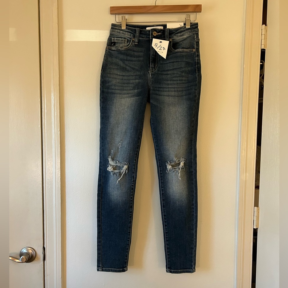 NWT Kancan Dark Wash Distressed High Rise Skinny Jeans Size 7 / 27